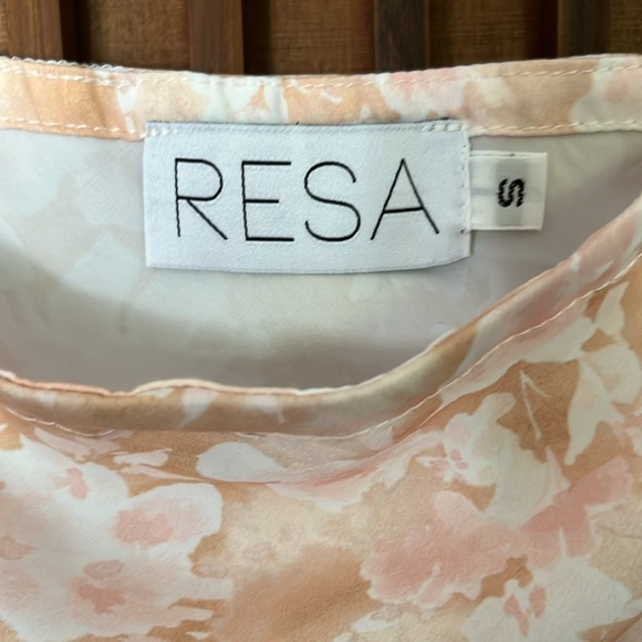 RARE Resa Kai Top & Isla Skirt Set - Picture 8 of 11